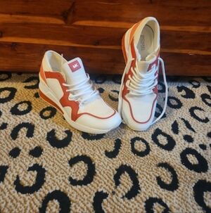 Michael Kors Womens Sea Coral and White Trainers